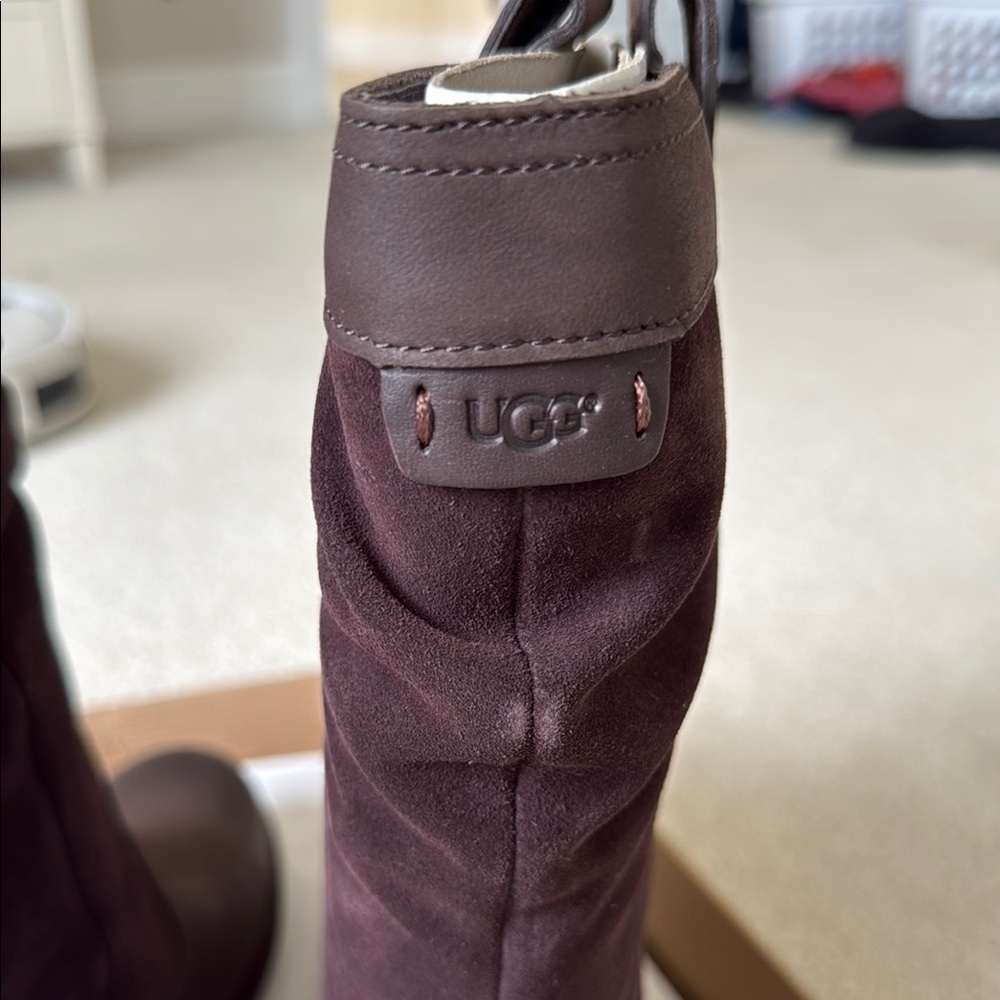 UGG Women's Brown Leather Boots - Picture 7 of 9
